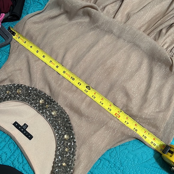 Woman’s Tinana B. Dress XL Gold - Picture 9 of 10